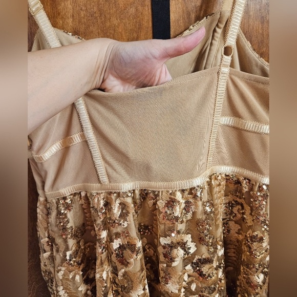 Torrid Gold sequin formal dress - Picture 7 of 9